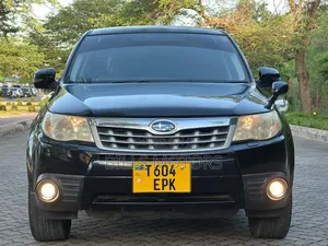 Subaru Forester 2011 Black