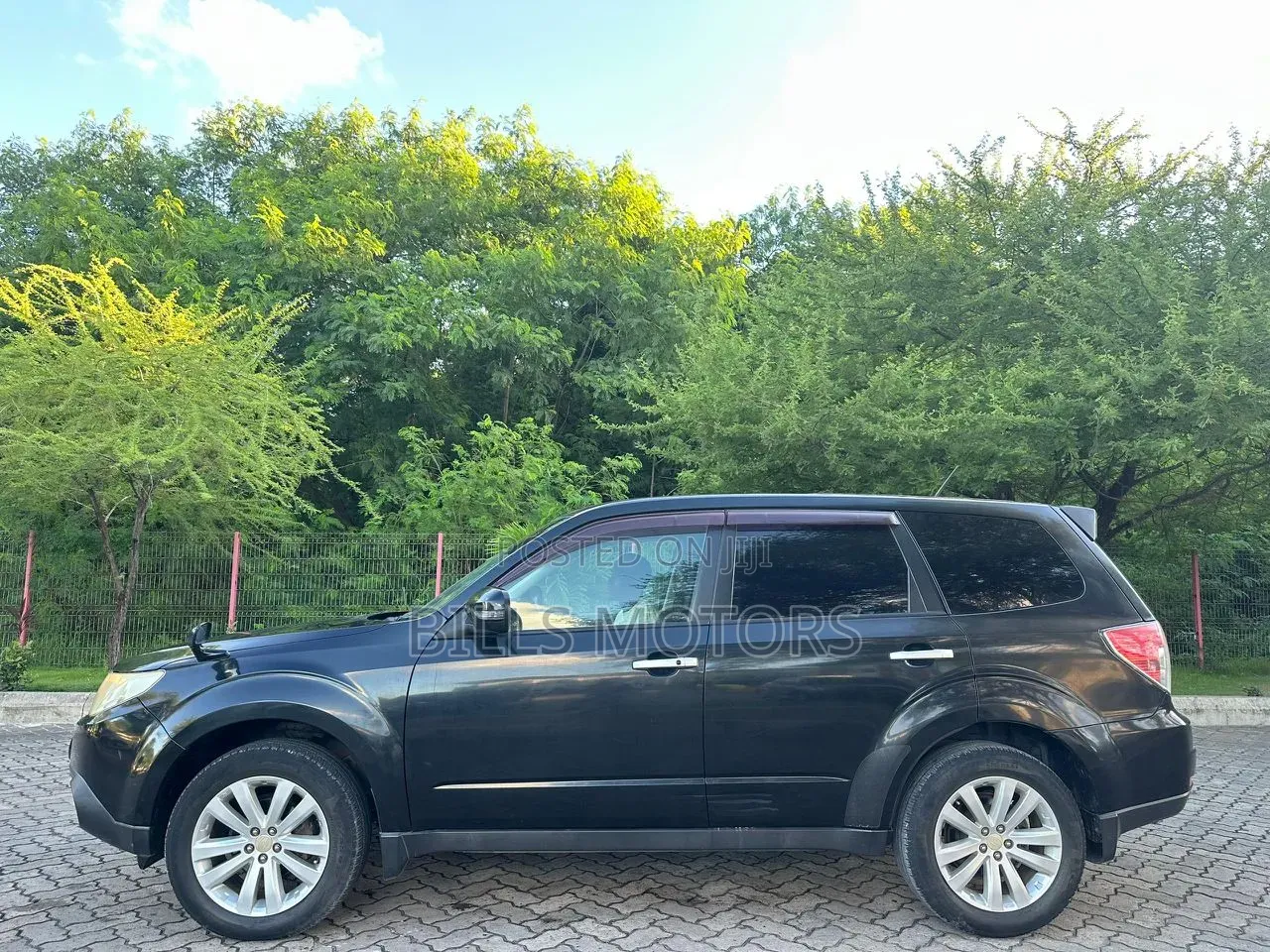 Subaru Forester 2011 Black