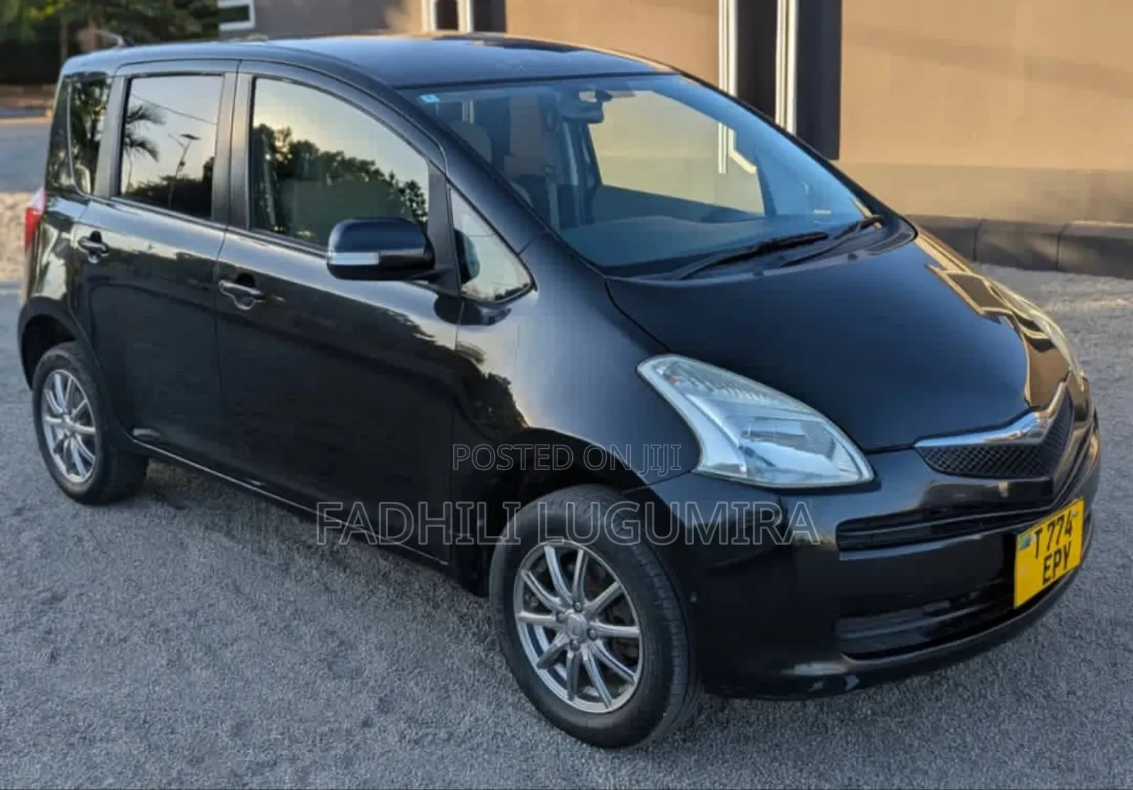 Toyota Ractis 2006 Black