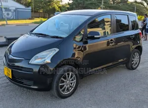 Toyota Ractis 2006 Black