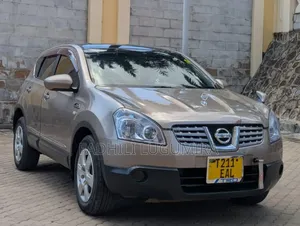 Nissan Dualis 2007 Beige