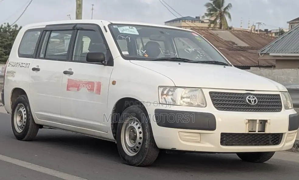 Toyota Succeed 2002 White