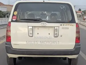 Toyota Succeed 2002 White