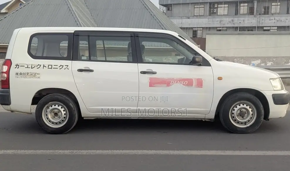 Toyota Succeed 2002 White