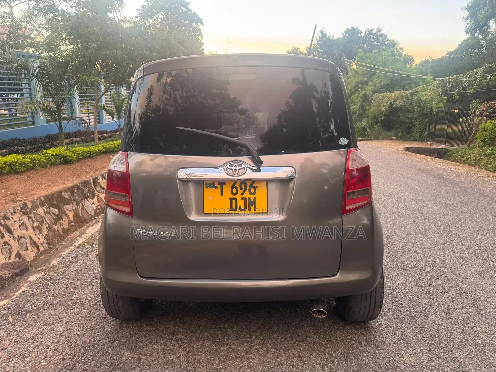 Toyota Ractis 1.3 FWD 2007 Gray
