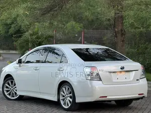 Toyota Sai 2.4 Hybrid FWD 2012 White