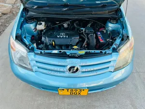 Toyota IST 2005 Blue