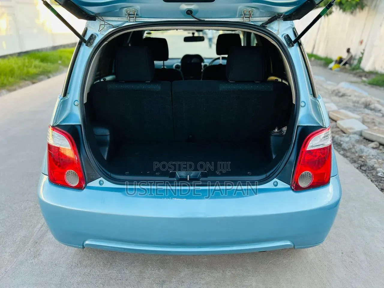 Toyota IST 2005 Blue