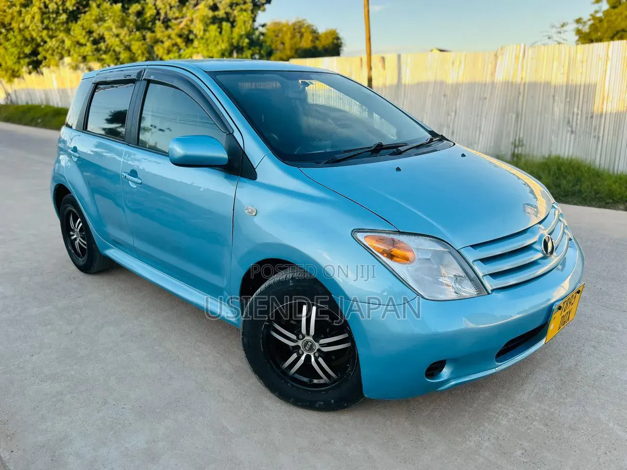 Toyota IST 2005 Blue