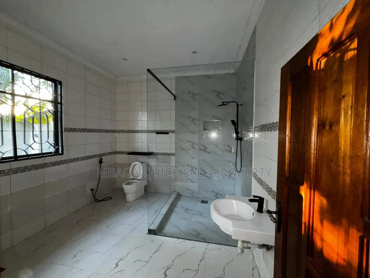 4bdrm Apartment in Mbunju Beach for rent