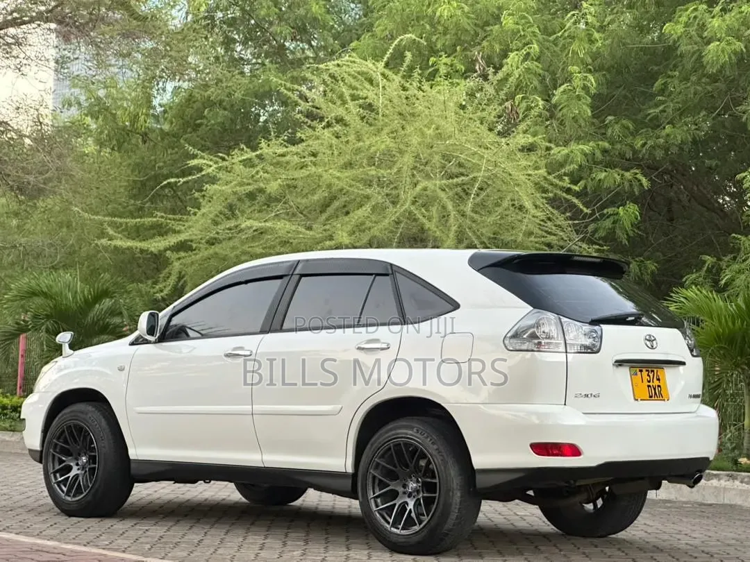 Toyota Harrier 2010 White