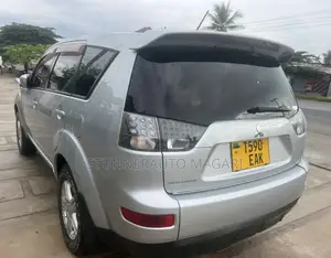 Mitsubishi Outlander 2007 Silver