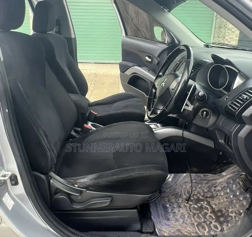 Mitsubishi Outlander 2007 Silver