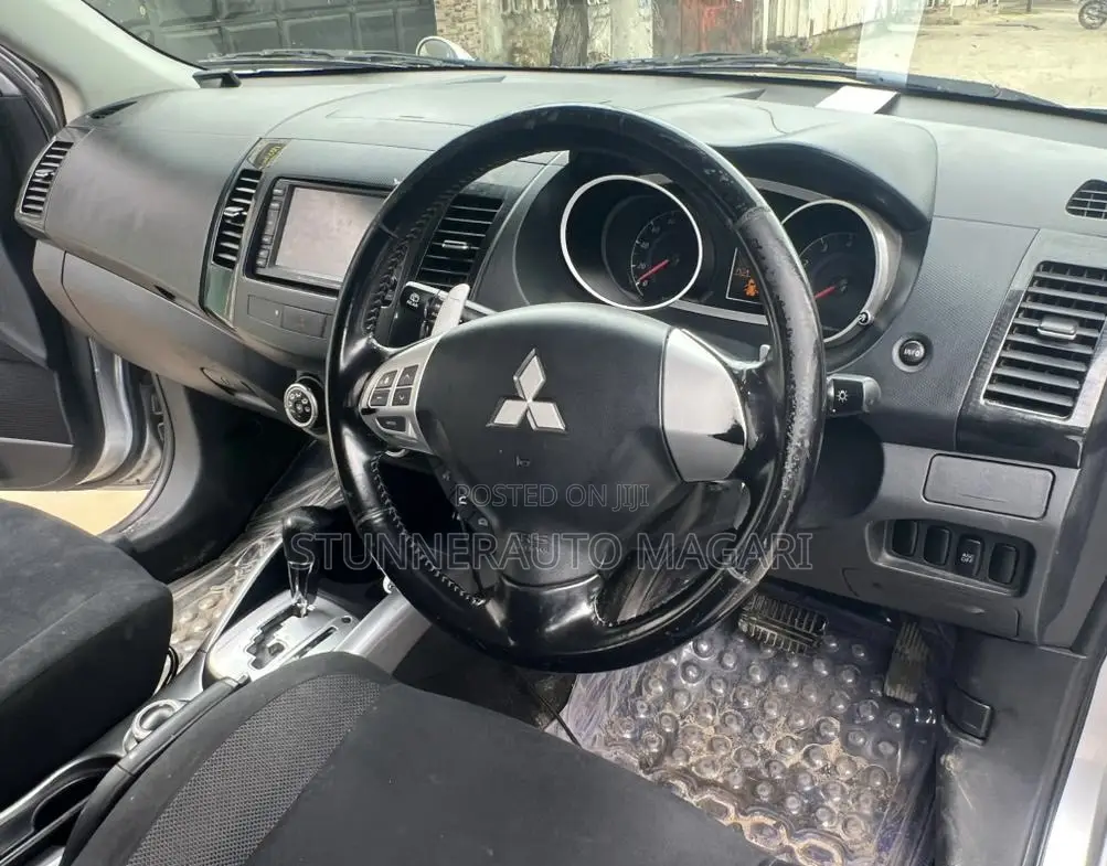 Mitsubishi Outlander 2007 Silver