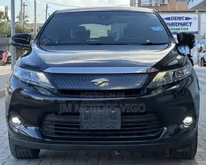 Toyota Harrier 2.0 2015 Black
