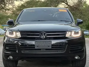 Volkswagen Touareg 2012 Matt Black