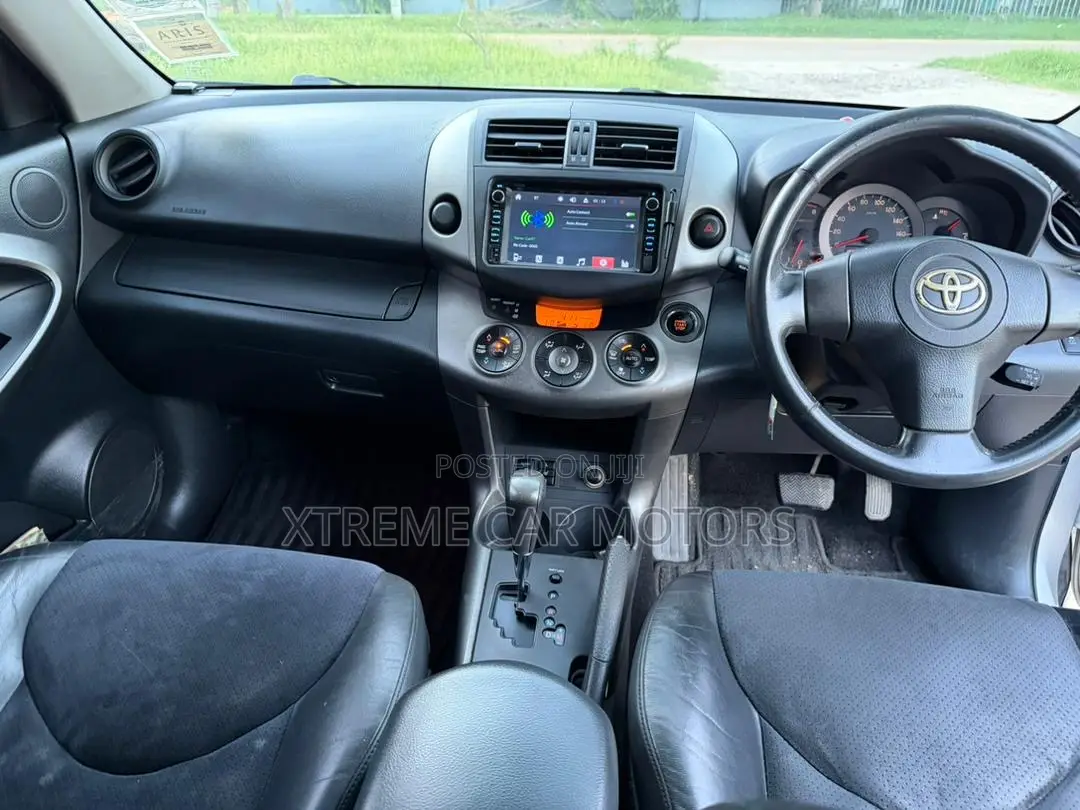 Toyota Vanguard 2007 Silver