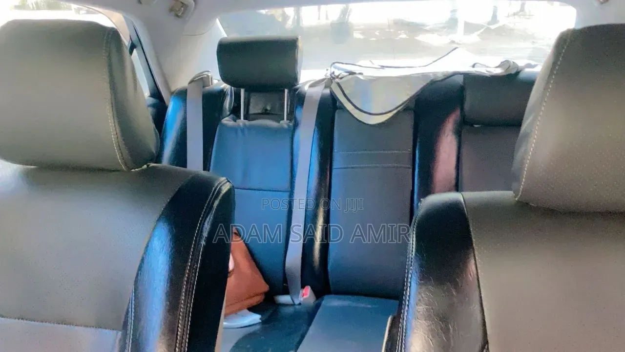 Toyota Crown 2009 Black