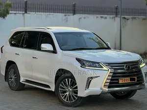 Lexus LX 2018 White