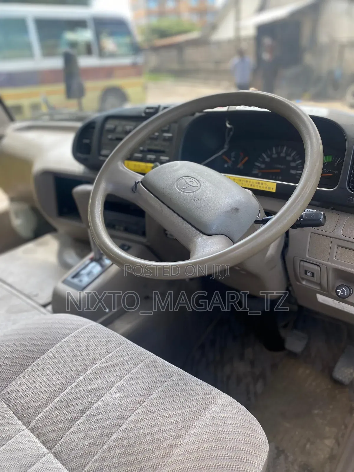 Toyota Coaster 1998 White