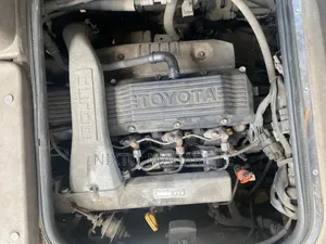 Toyota Coaster 1998 White