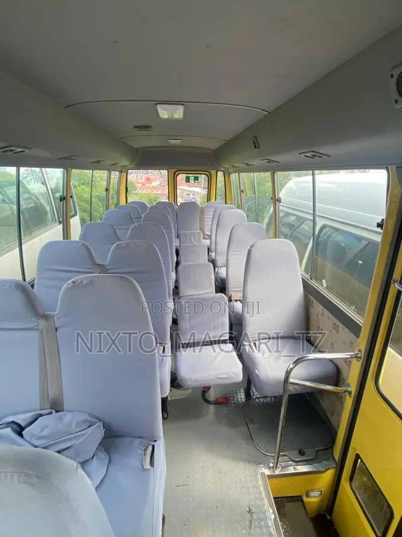 Toyota Coaster 1998 White