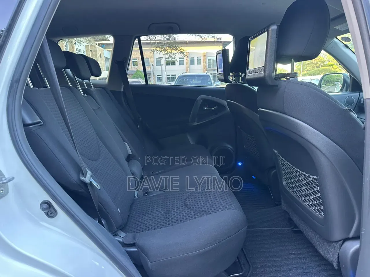 Toyota Vanguard 2010 Pearl