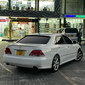 Toyota Crown 2008 White