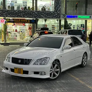 Toyota Crown 2008 White