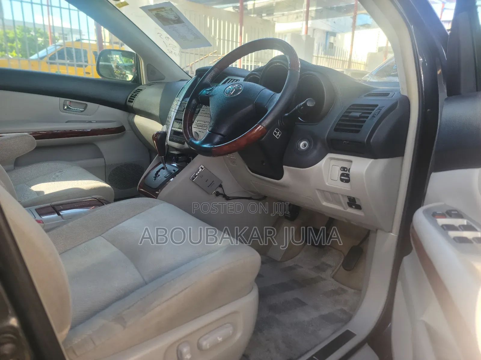 Toyota Harrier 2005 Gray