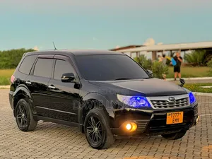 Subaru Forester 2011 Black