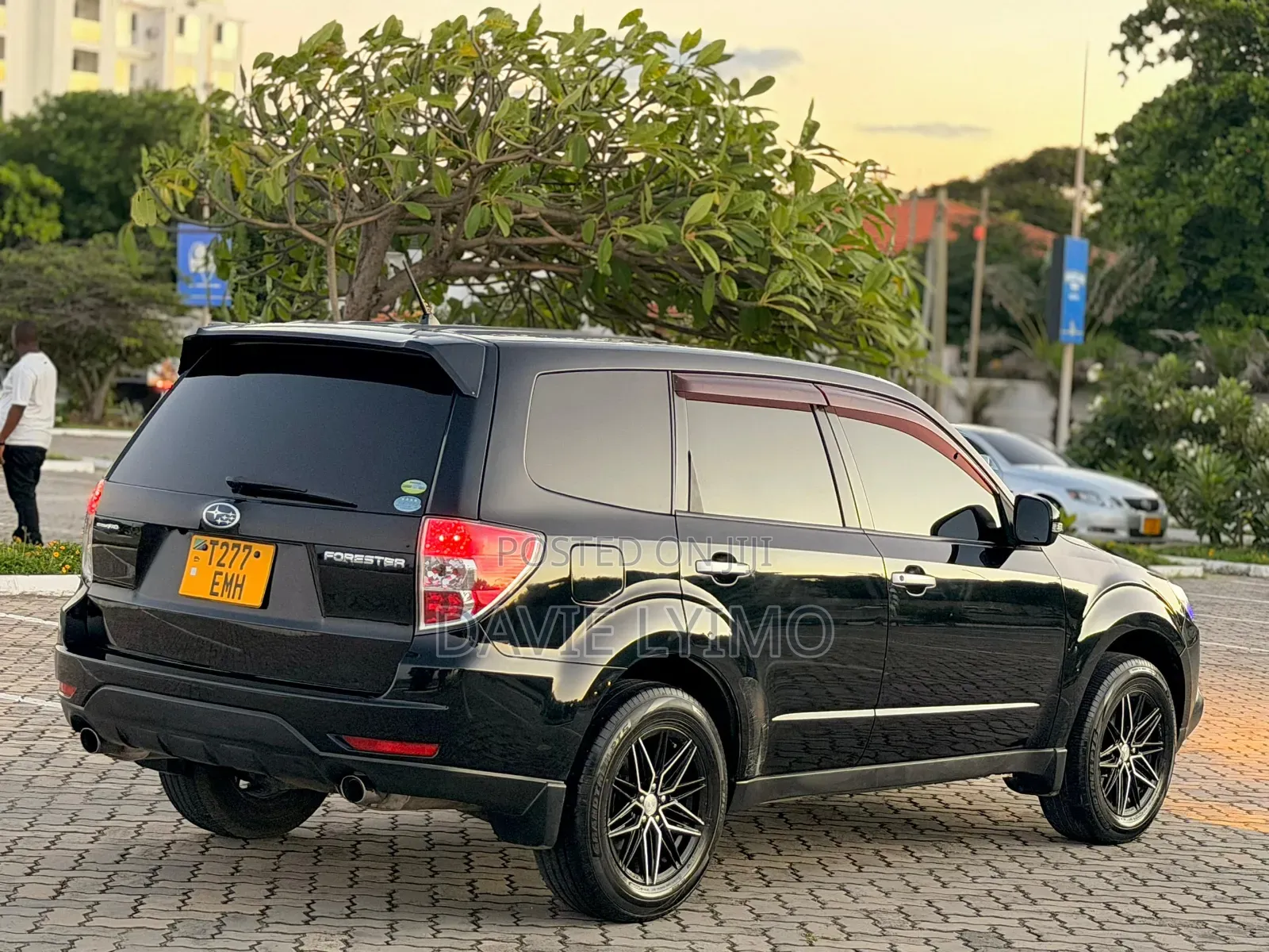 Subaru Forester 2011 Black