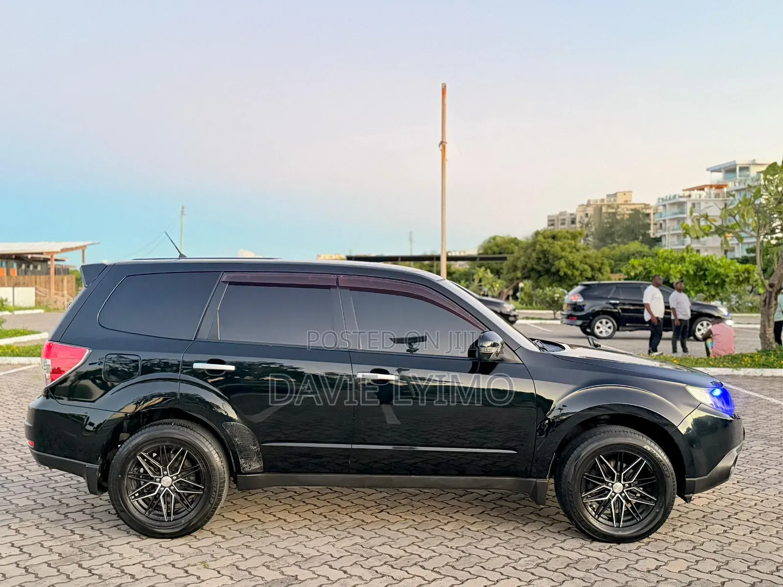 Subaru Forester 2011 Black
