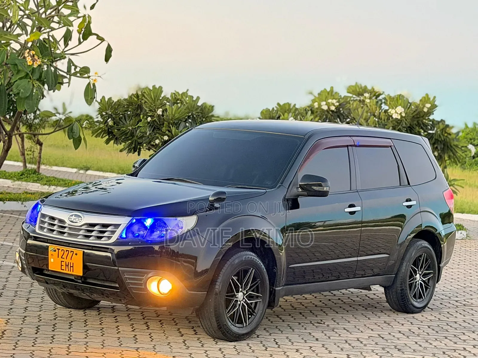 Subaru Forester 2011 Black