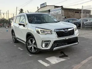 Subaru Forester 2019 White