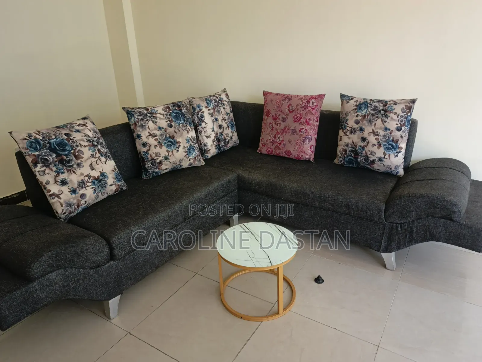 Sofa Set 5 Seaters