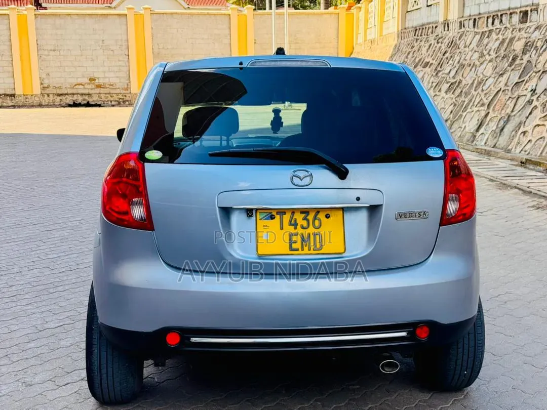 Toyota IST 2015 White