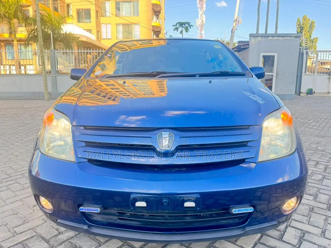 Toyota IST 2007 Blue