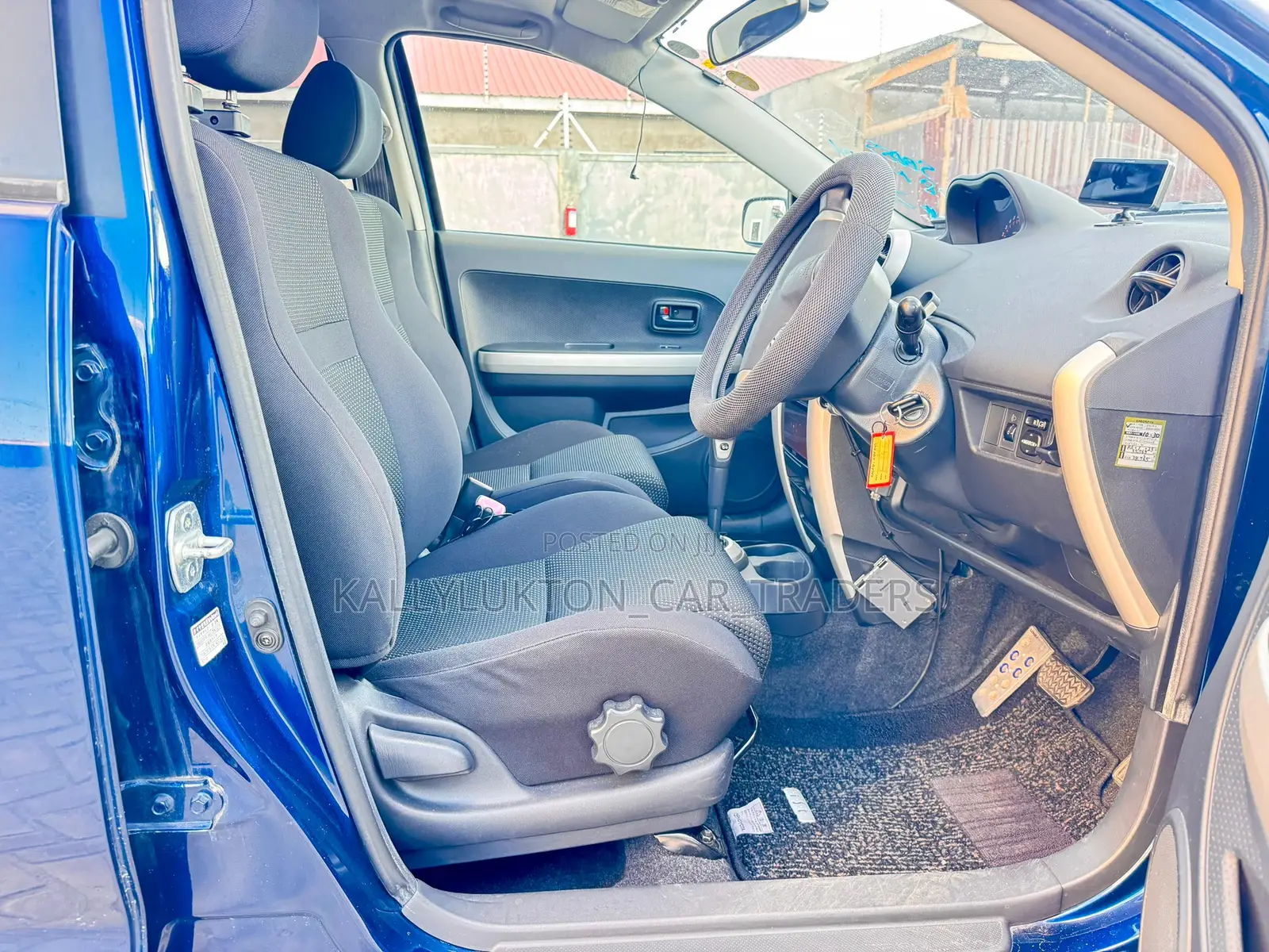 Toyota IST 2007 Blue
