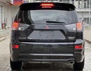 Mitsubishi Outlander 2014 Black