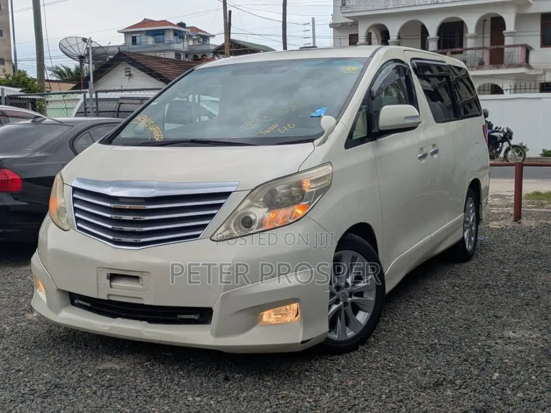 Toyota Alphard 2.4 Petrol FWD 2010 White