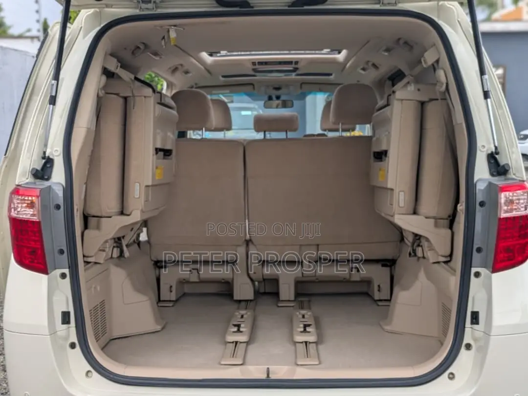Toyota Alphard 2.4 Petrol FWD 2010 White