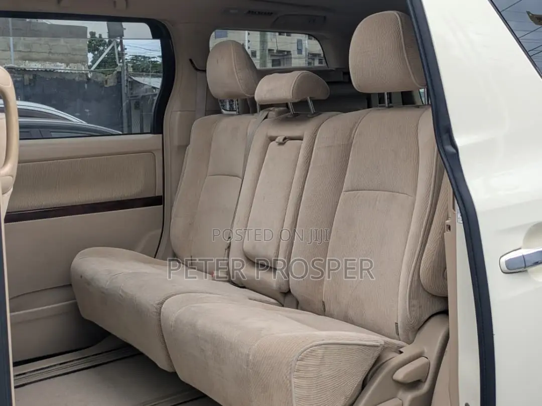 Toyota Alphard 2.4 Petrol FWD 2010 White