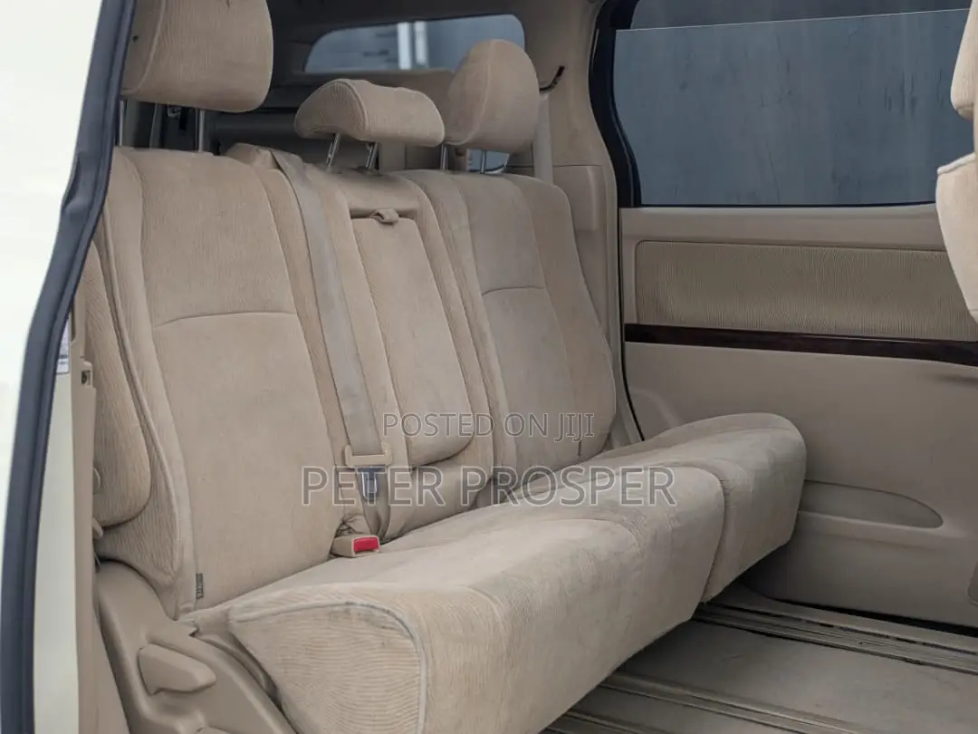 Toyota Alphard 2.4 Petrol FWD 2010 White