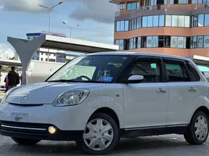 Mazda Verisa 2008 White