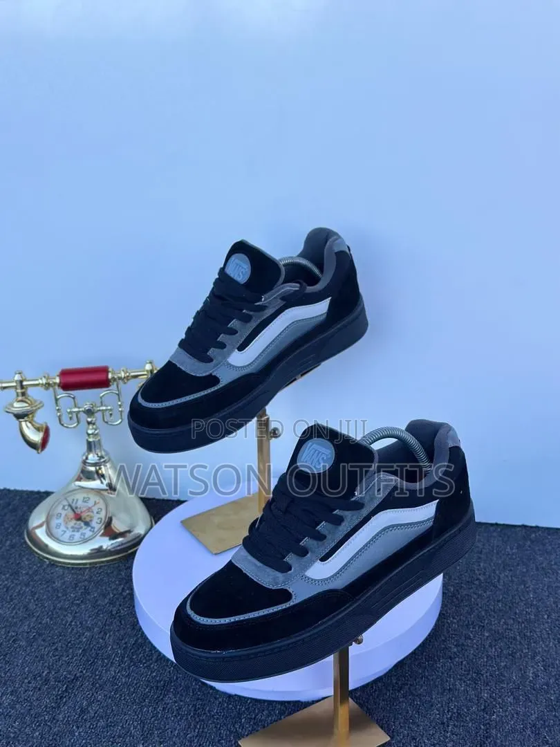 Leather Sneakers Original or Men's Leather Shoes Brand New Completely