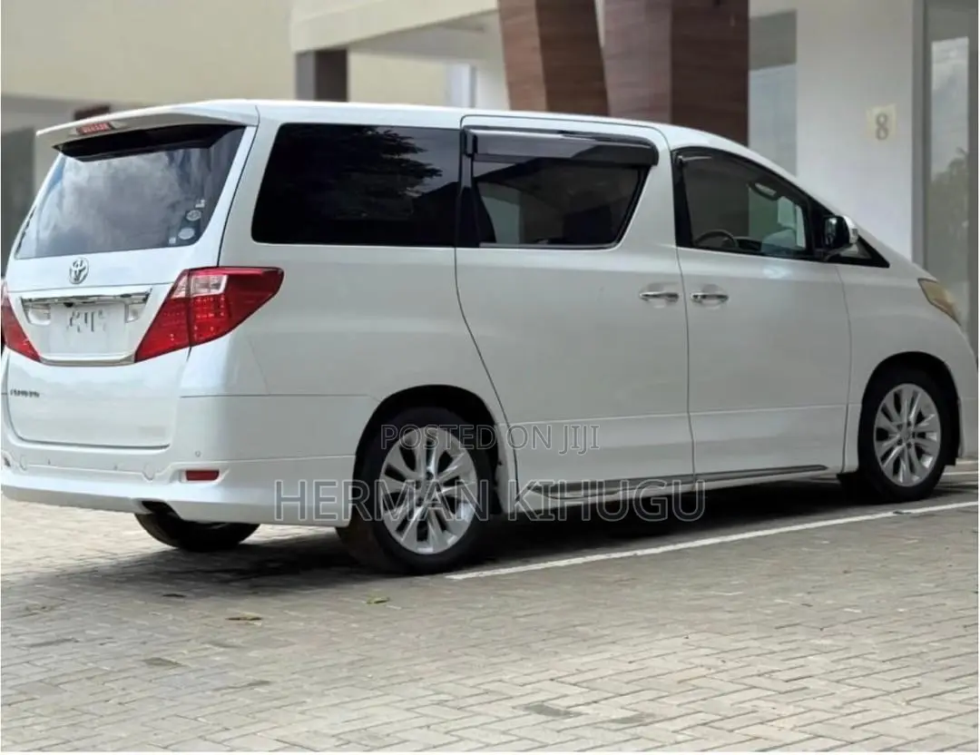 Toyota Alphard 2009 White
