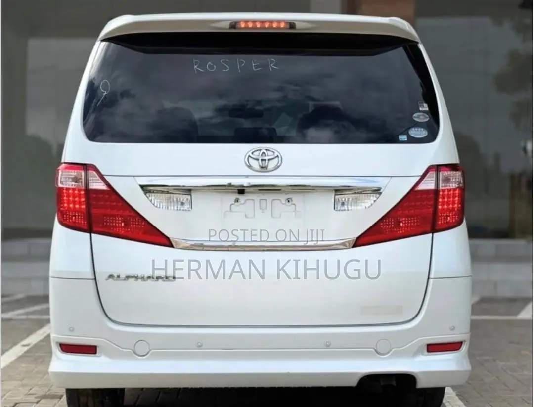 Toyota Alphard 2009 White