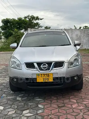 Nissan Dualis 2010 Silver