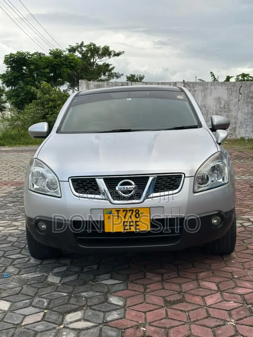 Nissan Dualis 2010 Silver